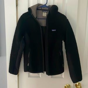 Patagonia black windproof hooded. fleece.
